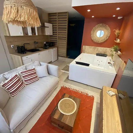 דירה La Parenthese סנט-אומר